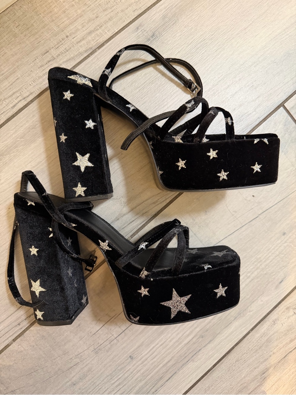 ASOS Design Nate velvet platform block strappy heels in Star print